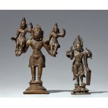 Zwei kleine Figuren. Kupferlegierung. Süd-Indien. 19./20. Jh.