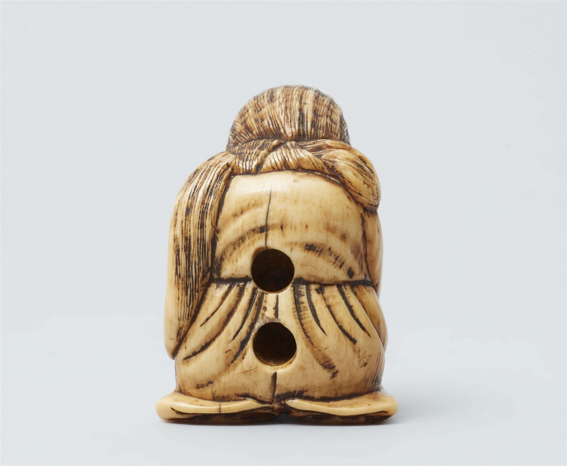 An ivory Shunga netsuke of an Okame. Early 19th century - Image 4 of 5