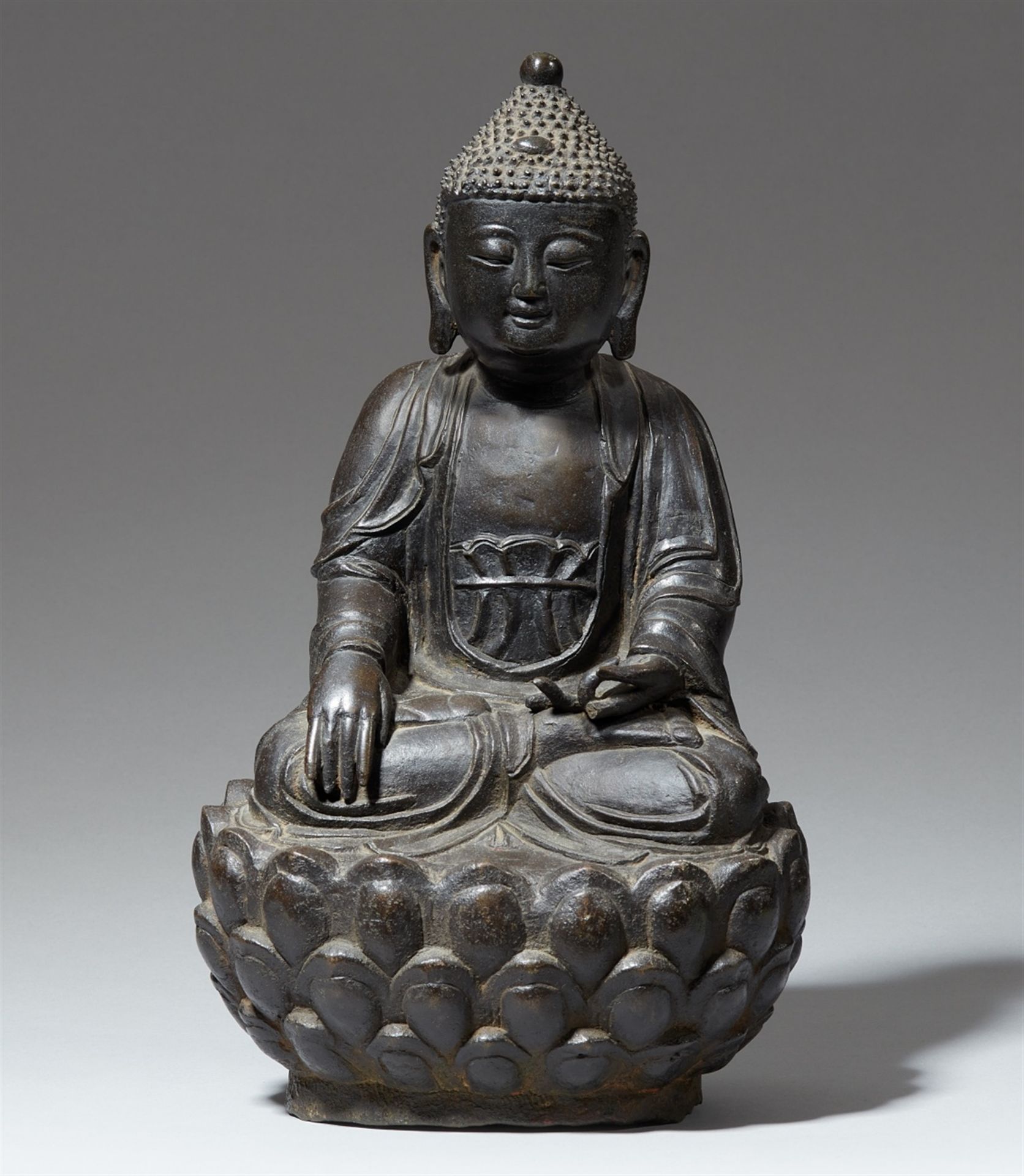 Buddha Shakyamuni. Bronze. Ming-Zeit