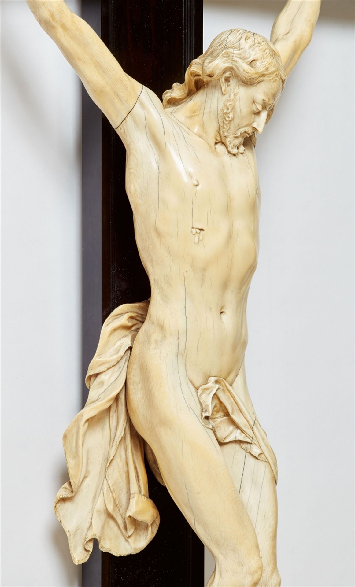 A carved ivory Corpus Christi, attributed to Mattheus van Beveren - Image 5 of 5