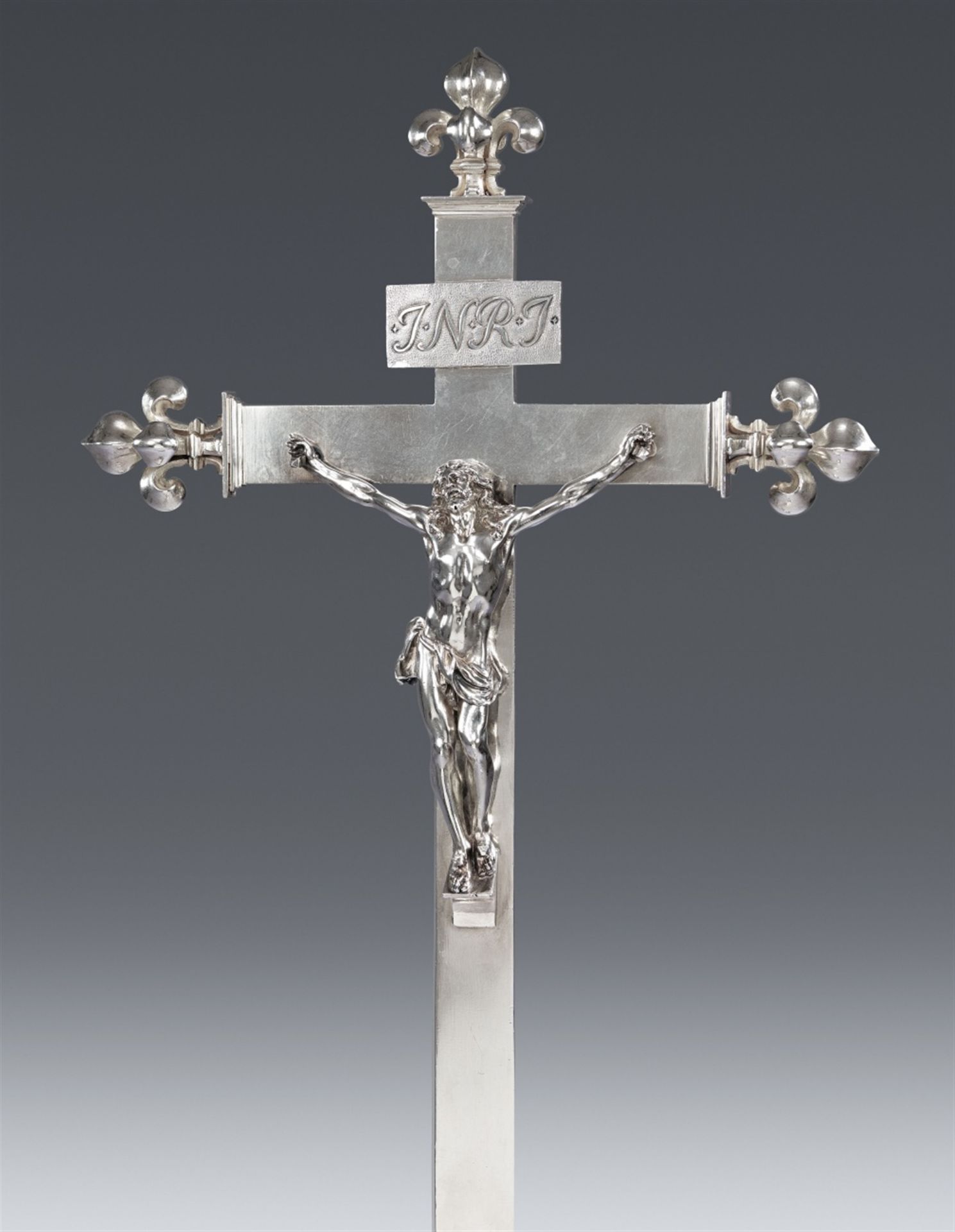 An important silver table cross from the reign of Louis XIV - Image 3 of 4