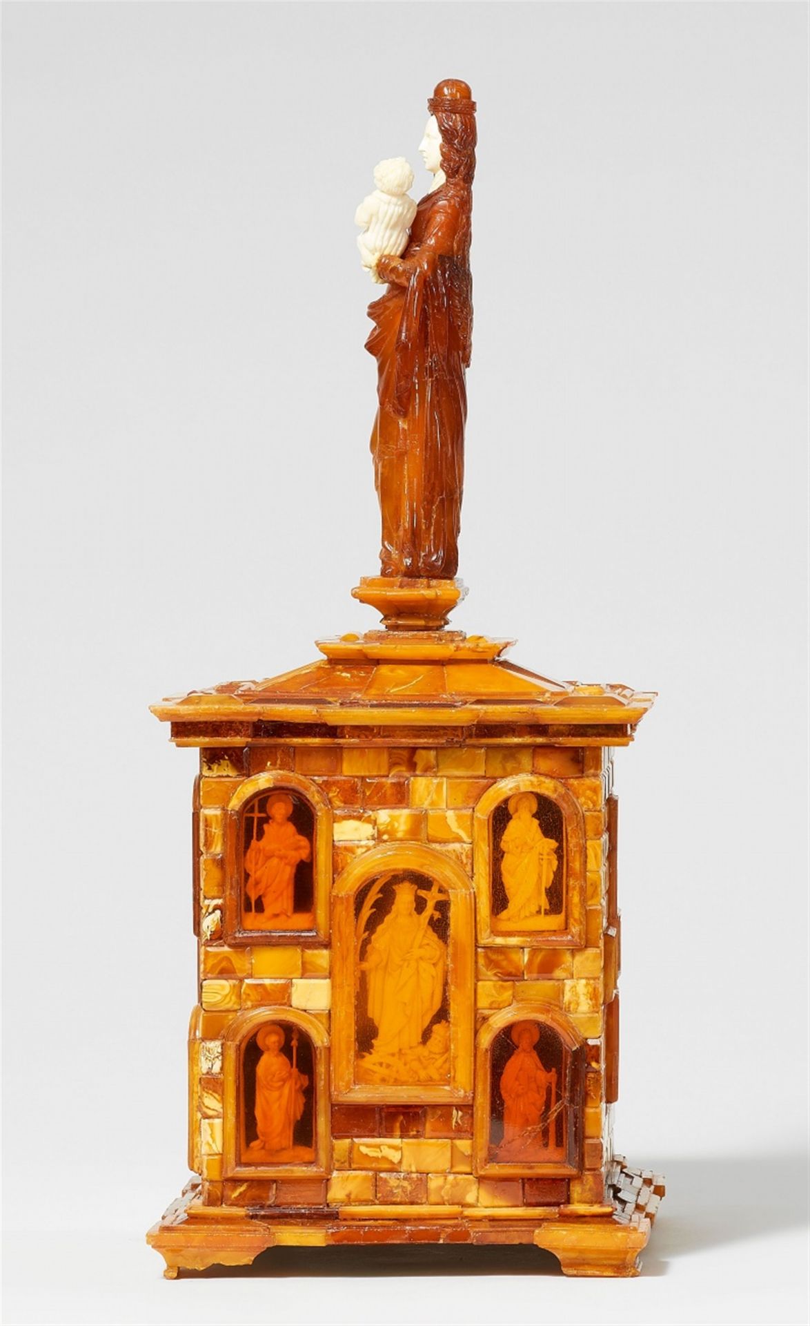 Bedeutender Bernsteinaltar ehemals aus dem Besitz des Klosters Einsiedeln - Bild 7 aus 7