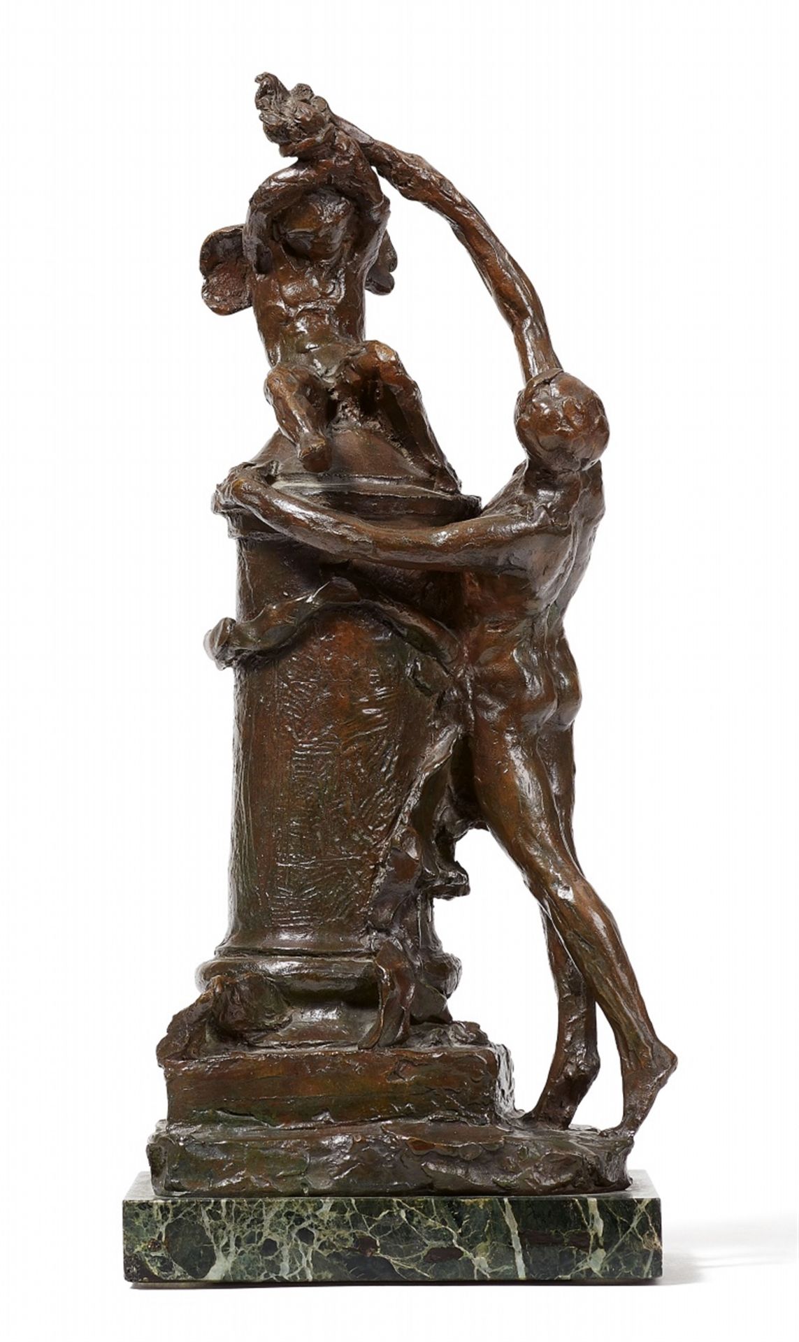 A bronze sculpture “Éternelle Renaissance d´Amour”