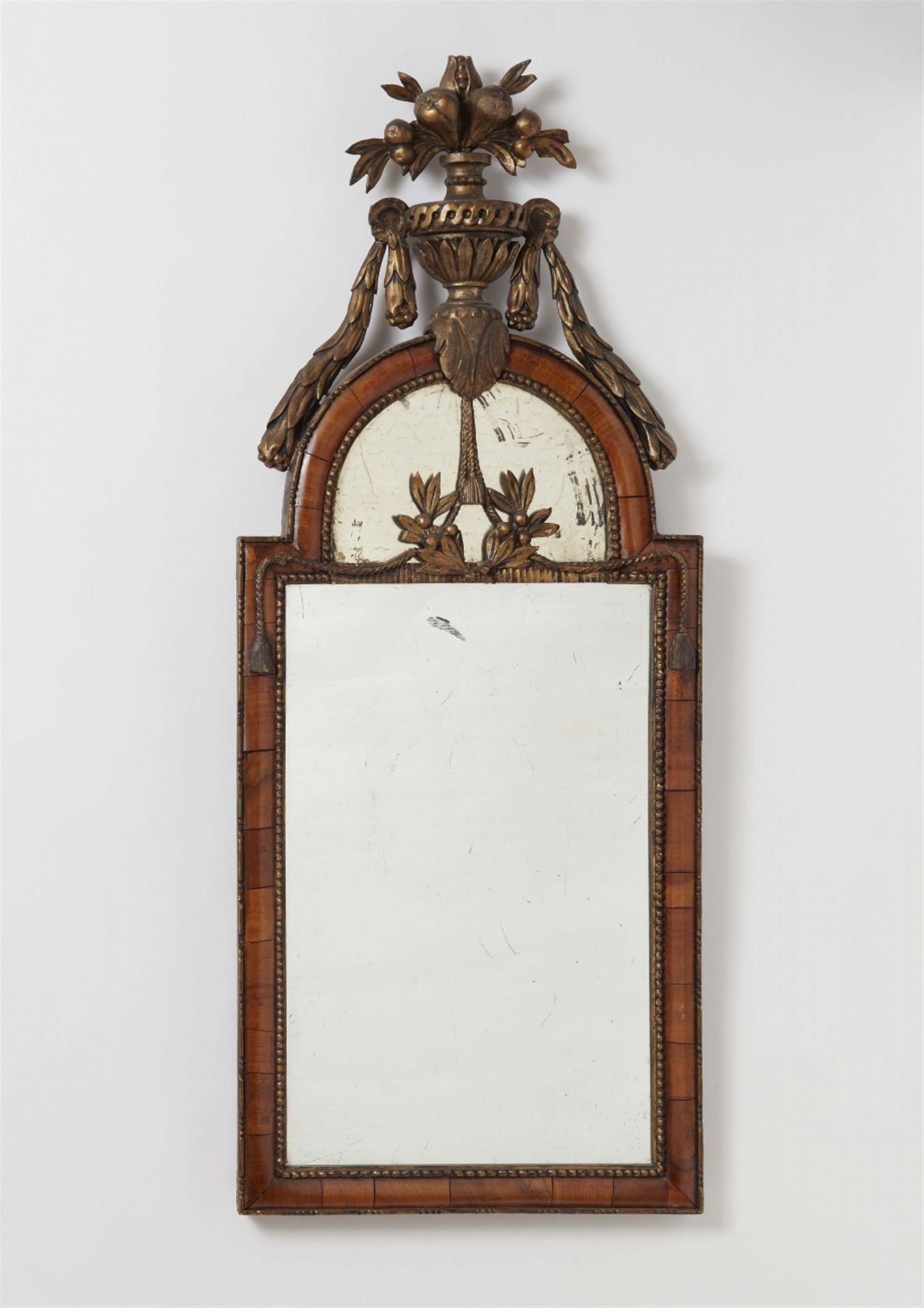 An Altona Neoclassical mirror