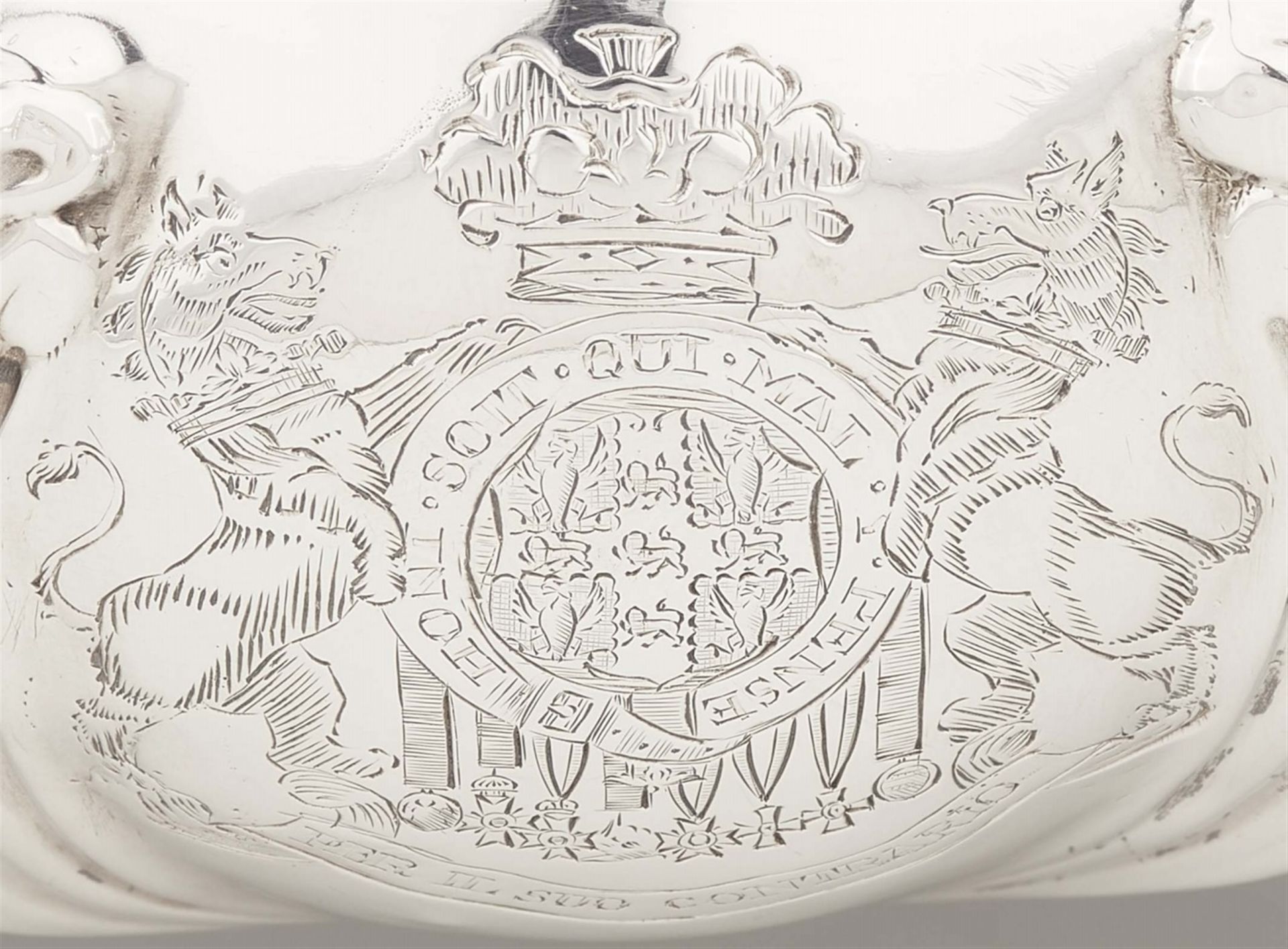 A pair of George III silver tureens - Image 3 of 3
