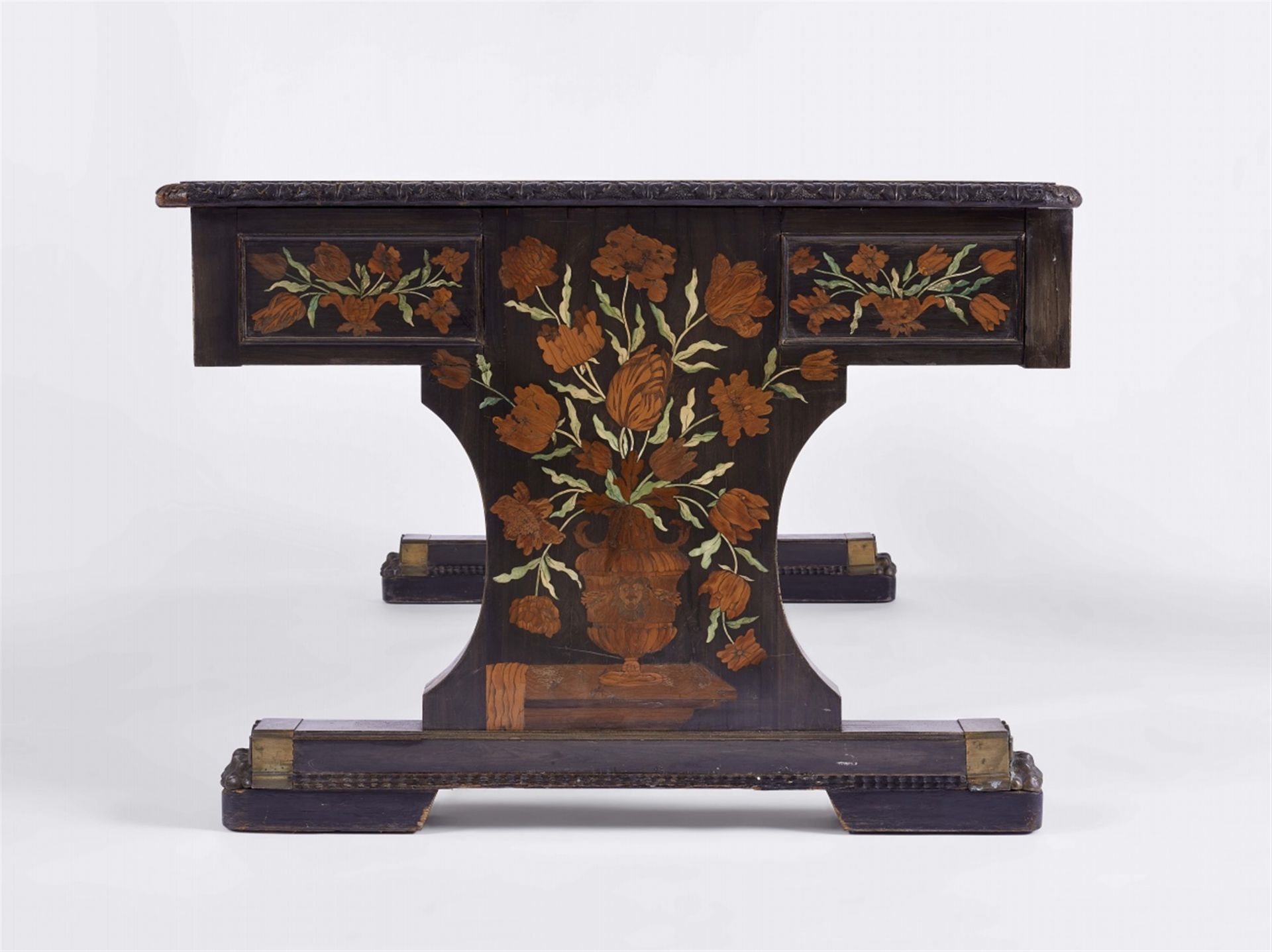 An English inlaid writing table - Image 2 of 2