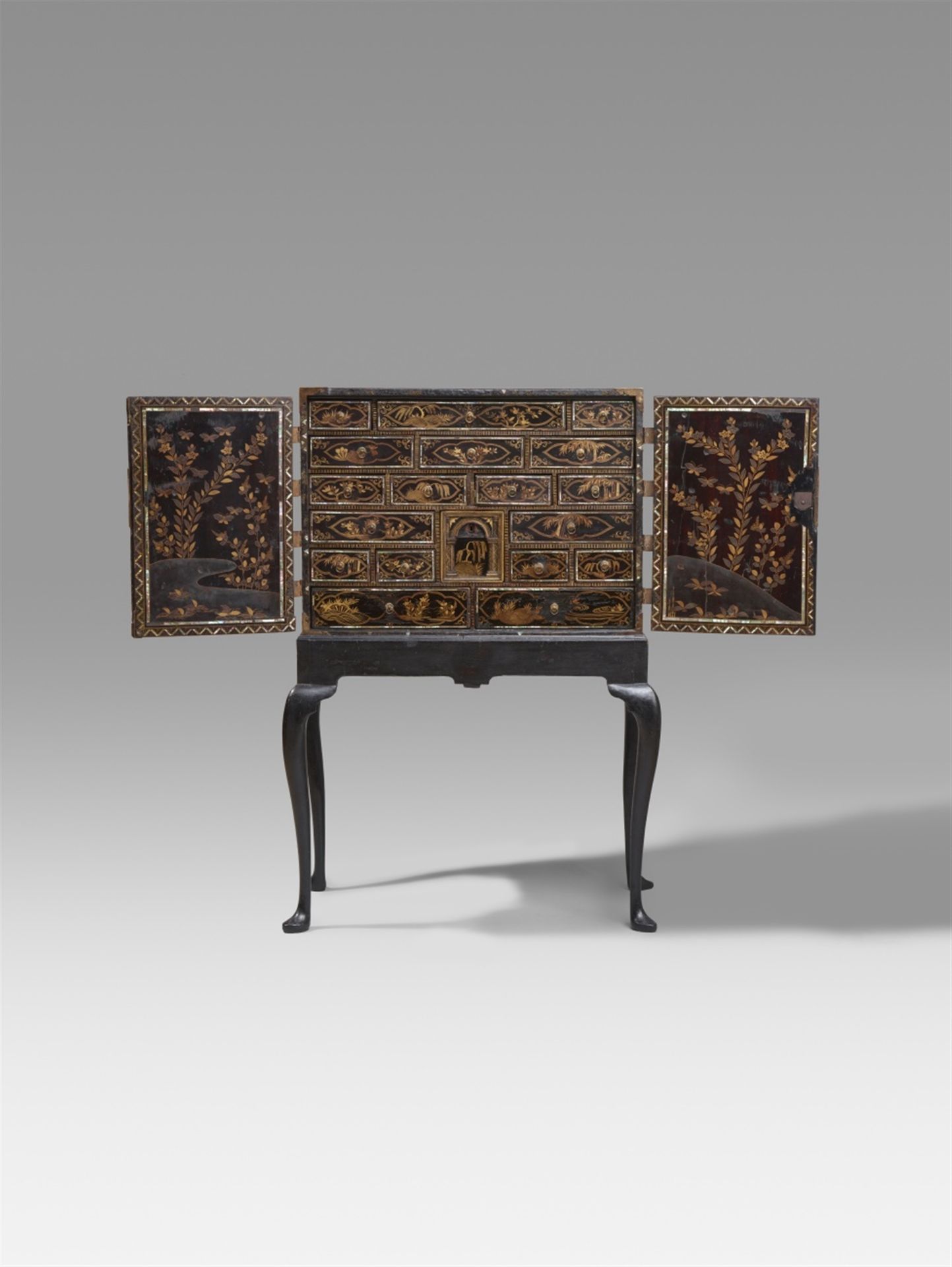 A very large nanban lacquer cabinet-on-stand. 17th century - Image 2 of 2