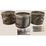 Set of three napkin rings in silver and vermeil
