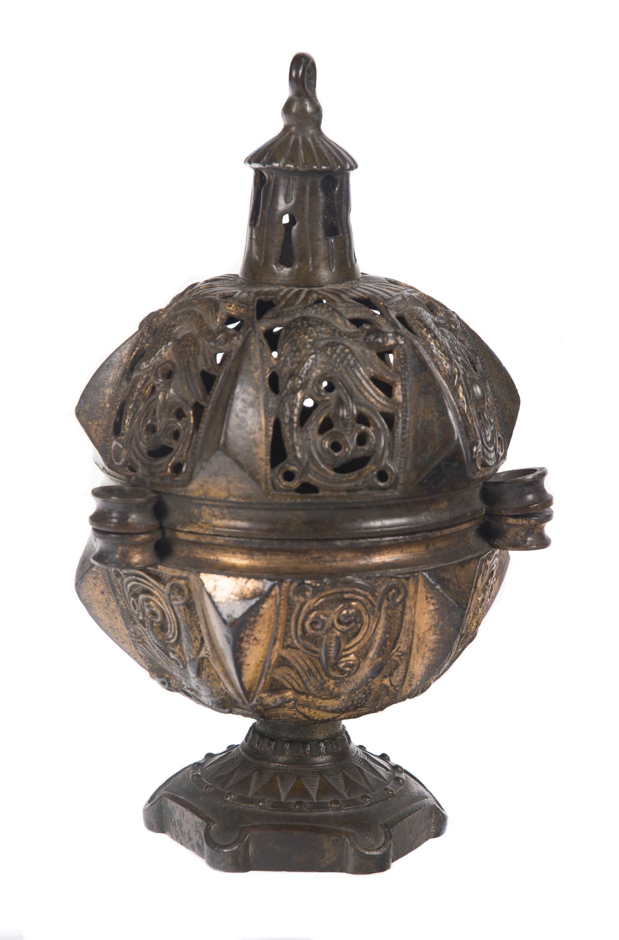 Gilded bronze censer. Gothic. 15th century.