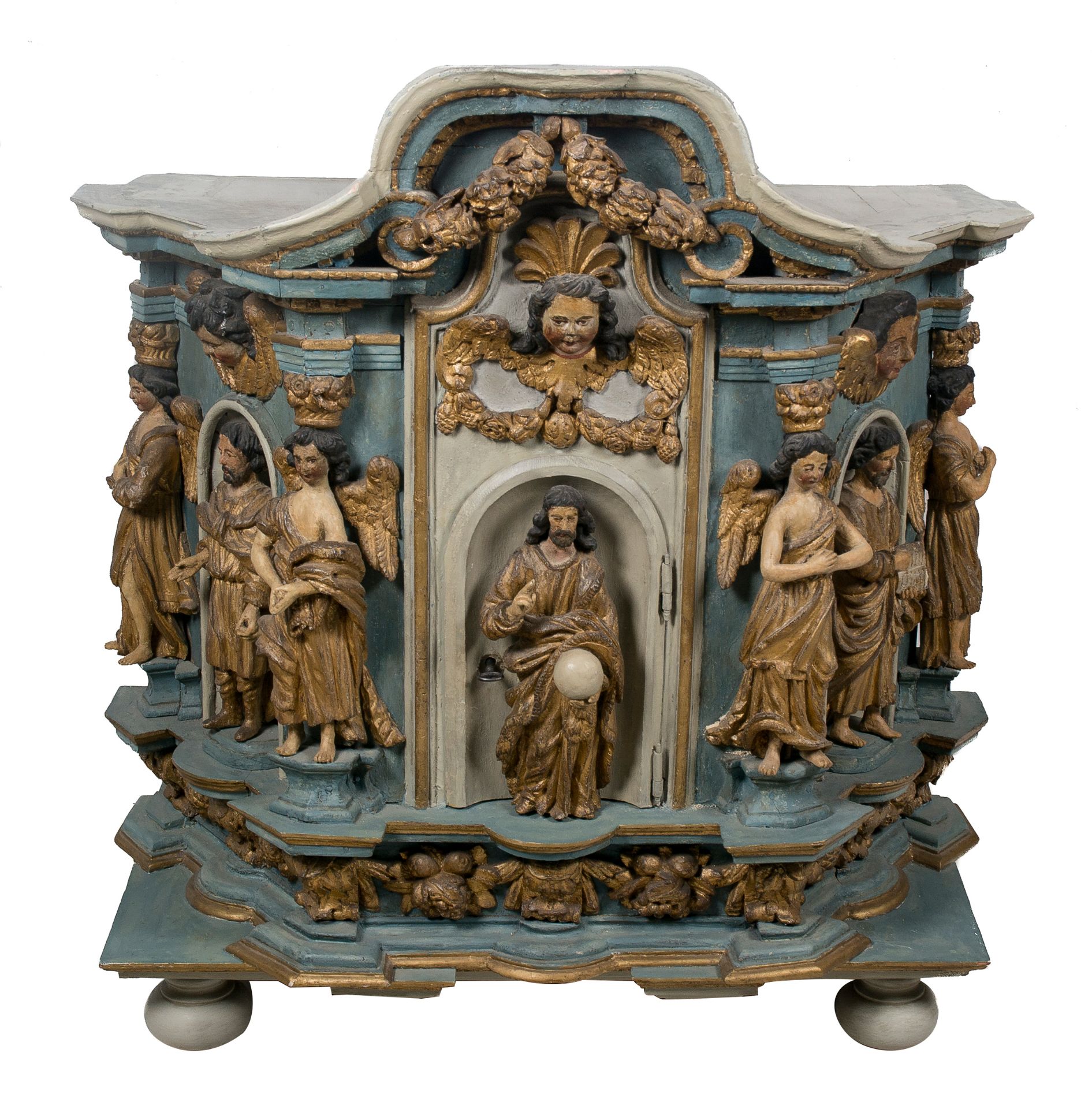 Carved, gilded and polychromed wooden tabernacle. Baroque. 17th century.