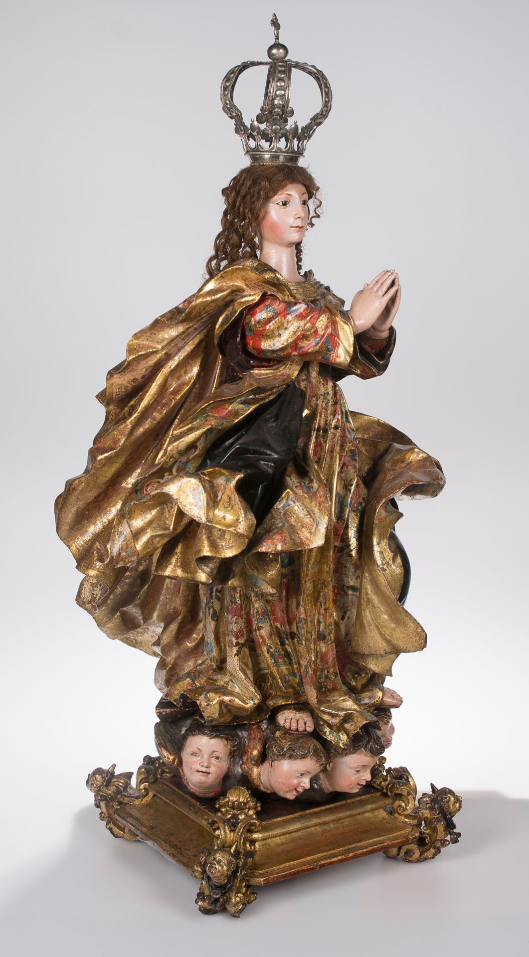 "Our Lady Immaculate". Carved, gilded, estofado technique and polychromed wooden sculpture. Colon - Image 4 of 21