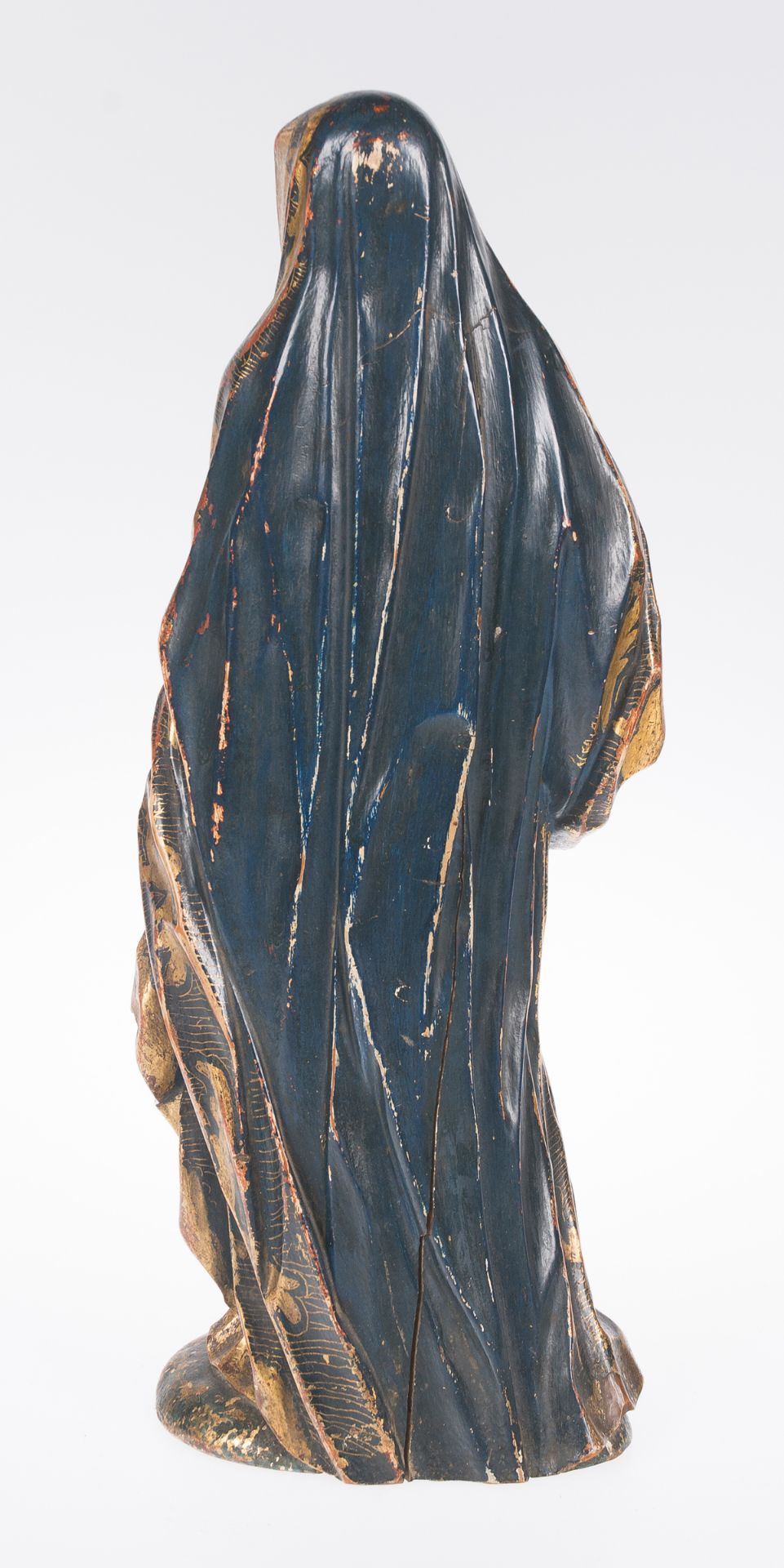 "Our Lady of Sorrows and Saint John". Pair of carved, gilded, estofado technique and polychromed sc - Image 15 of 16