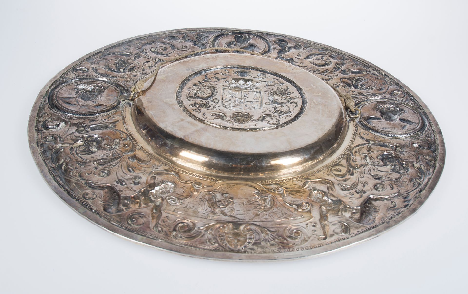 Large, embossed and chased silver plate. 19th century. - Image 7 of 7
