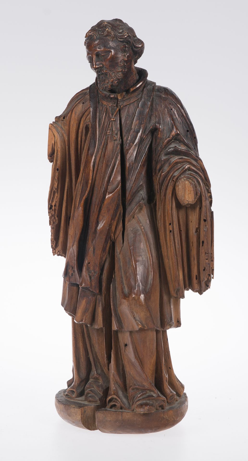 "Saint". Carved wooden sculpture. 17th century. - Image 2 of 4