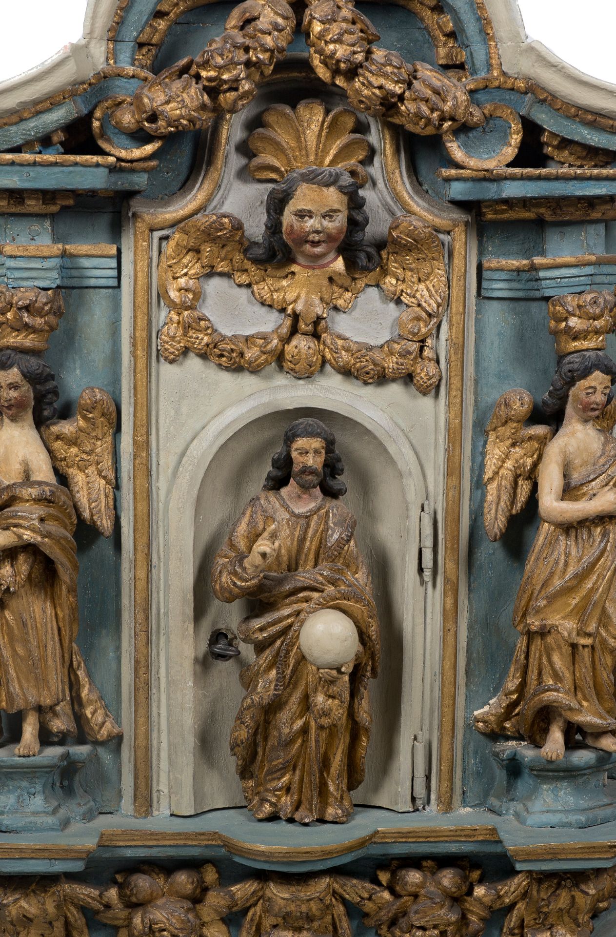 Carved, gilded and polychromed wooden tabernacle. Baroque. 17th century. - Image 5 of 5