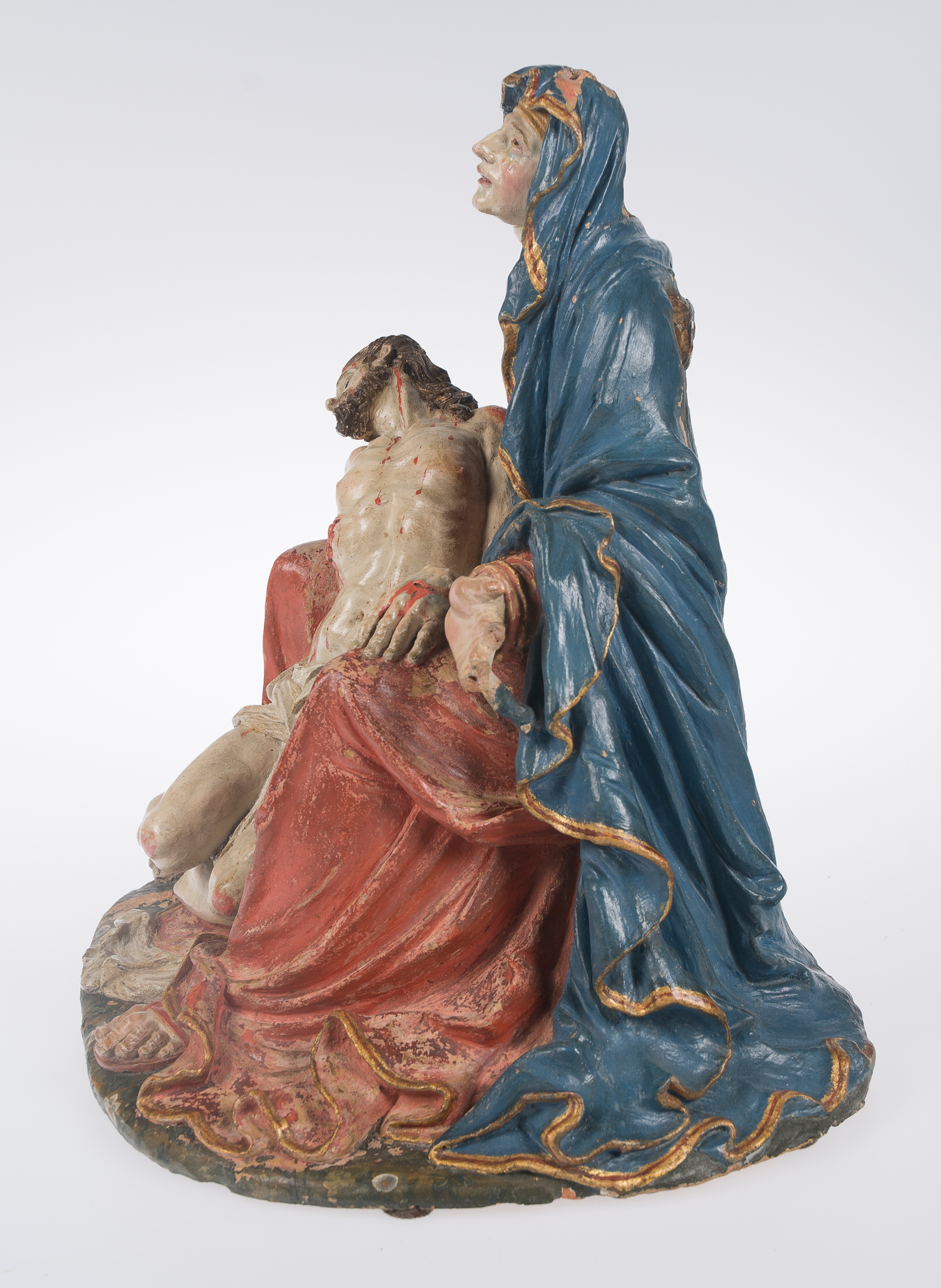 "Pietà". Polychromed and gilded terracotta sculpture. Andalusian School. Granada. Late 17th ce - Image 8 of 9