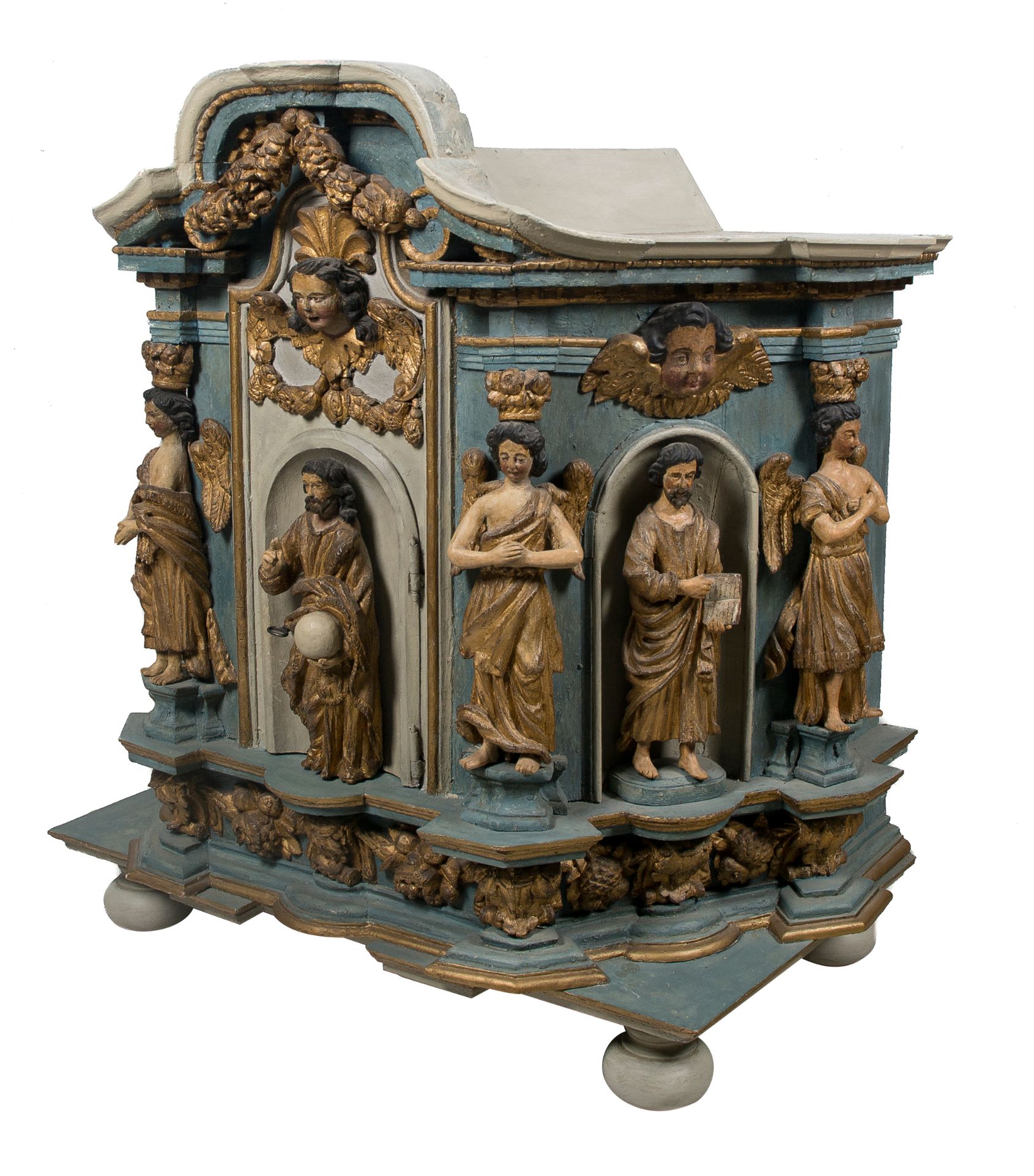 Carved, gilded and polychromed wooden tabernacle. Baroque. 17th century. - Bild 3 aus 5