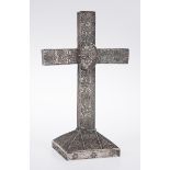 Silver filigree reliquary cross. Colonial work. Viceroyalty of Peru or Cuba. Late 17th century.