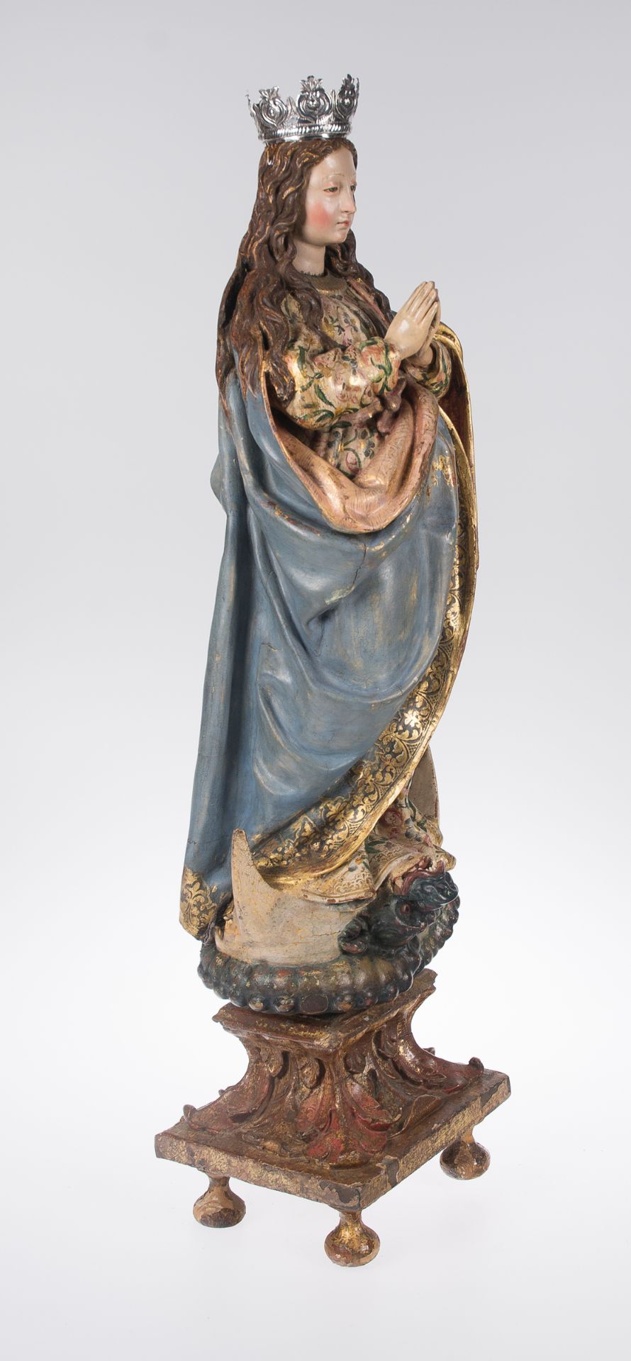 "Our Lady Immaculate". Carved, polychromed and gilded wooden sculpture. Colonial School. Peru. 17th - Image 3 of 7