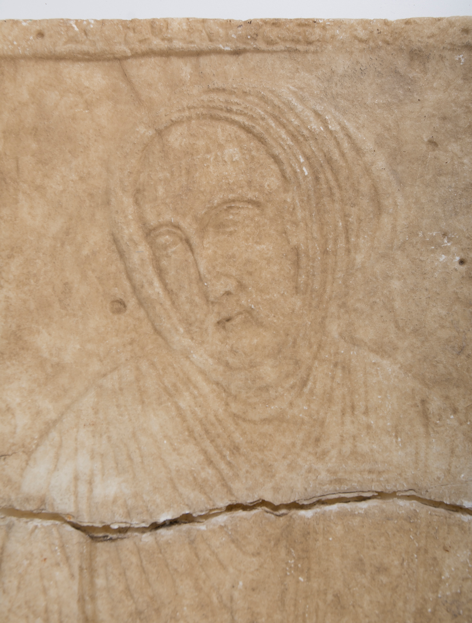 Sculpted alabaster relief. 14th century. - Image 2 of 4