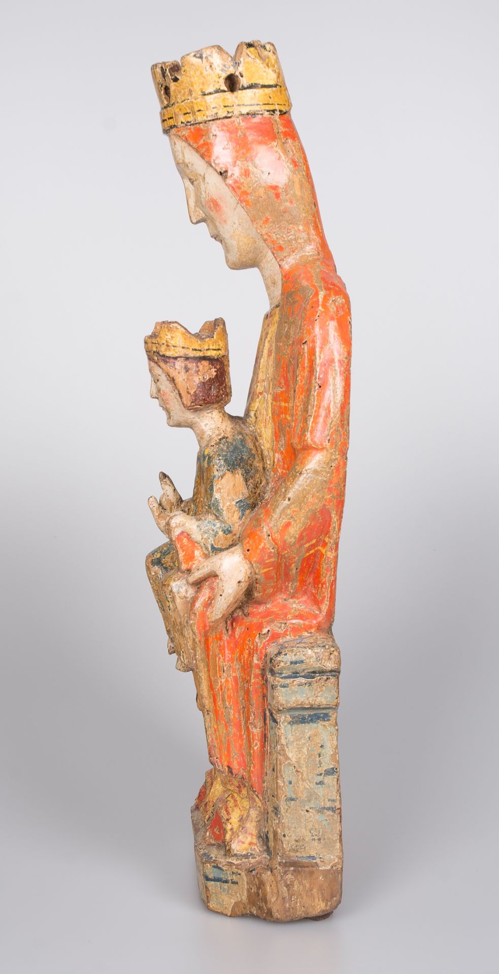 "Seat of Wisdom (Sedes Sapientiae)". Carved and polychromed wooden sculpture. Castilian School. Le - Bild 6 aus 8