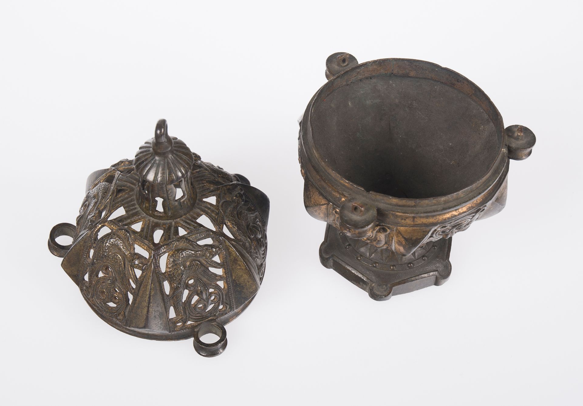 Gilded bronze censer. Gothic. 15th century. - Image 4 of 6