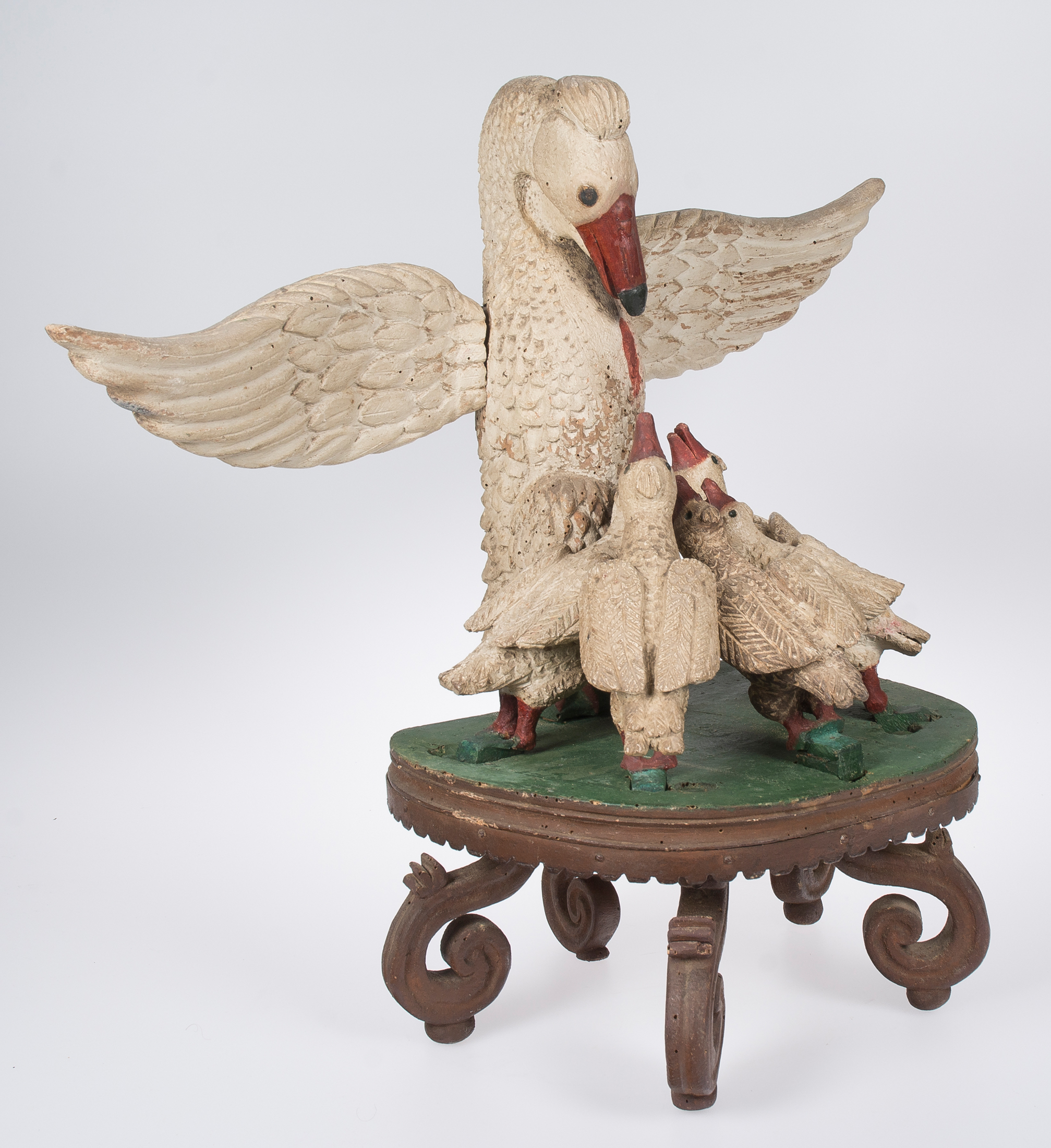 "Eucharist pelican". Carved and polychromed wooden sculptural group. Colonial School. 17th century - Image 3 of 4