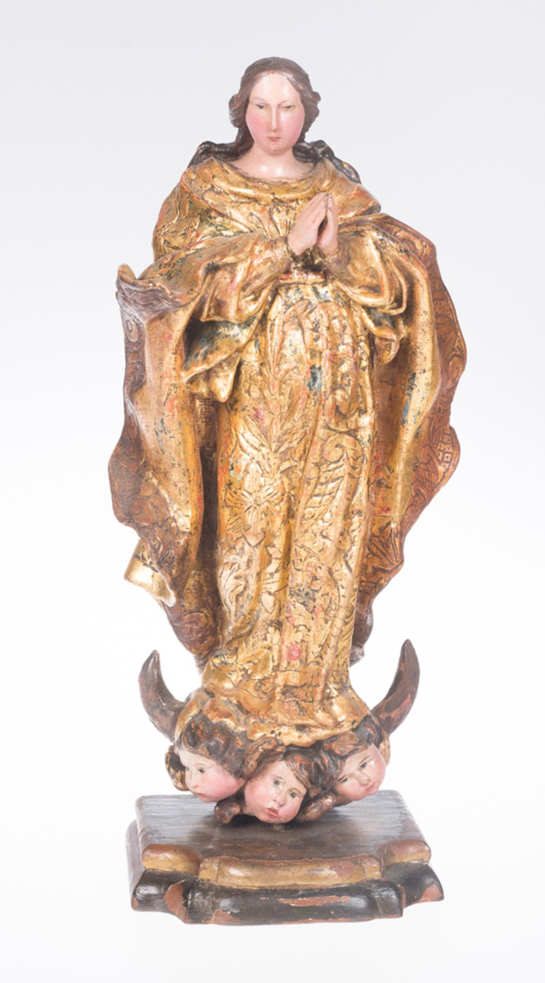 "Immaculate Conception". Carved, gilded and polychromed wooden sculpture. Colonial School. 18th cent - Image 3 of 7