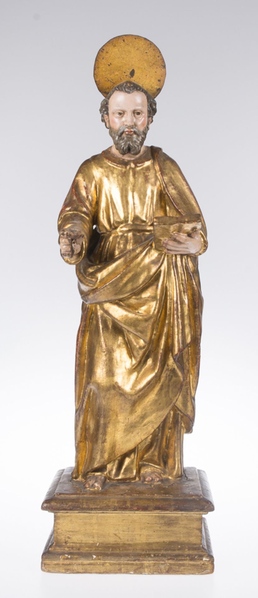 "Saint Peter". Carved, gilded and polychromed wooden. sculpture Andalusian School. 17th century.
