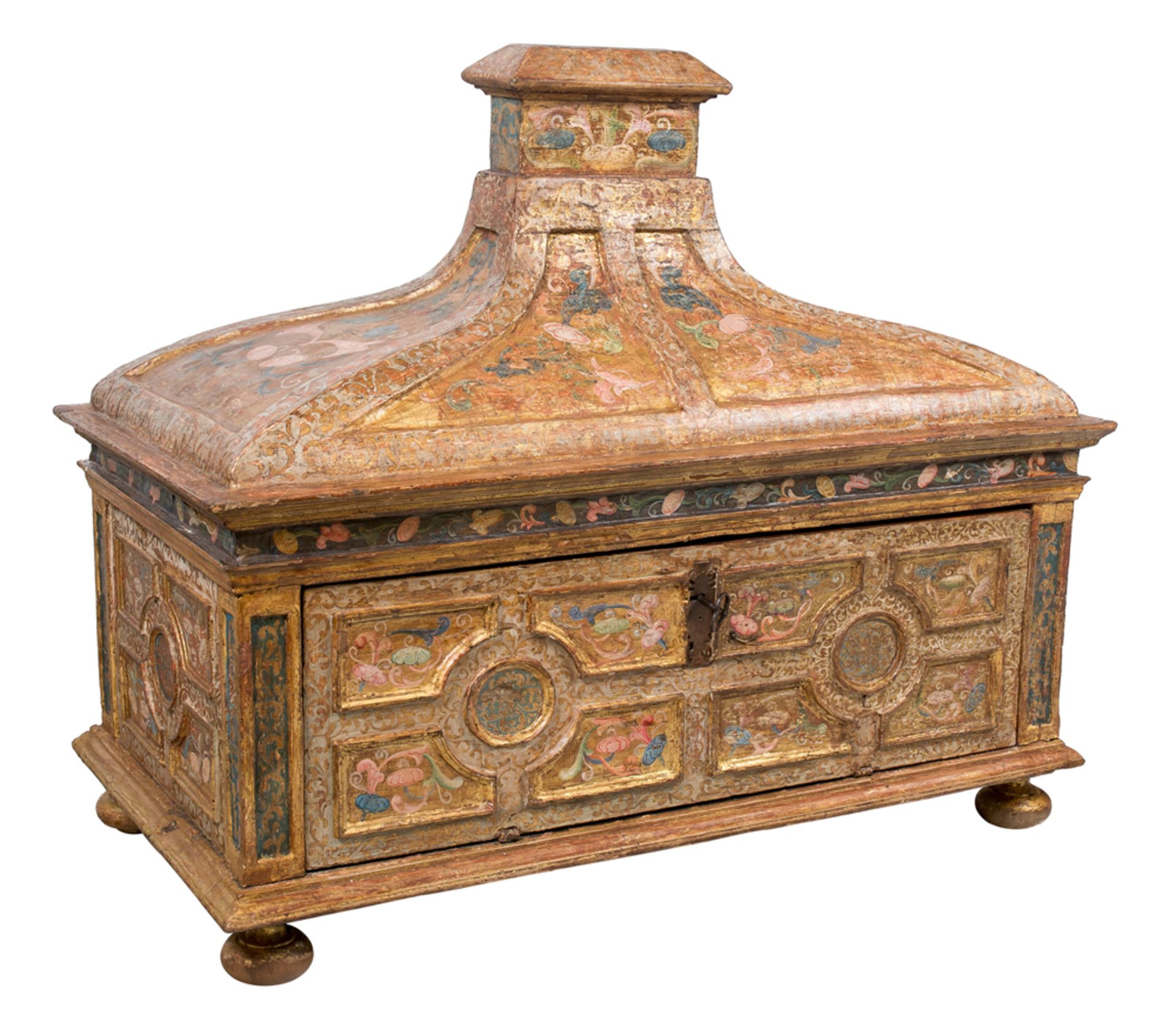 Large, carved, gilded and polychromed wooden eucharist chest. Renaissance. 16th century.