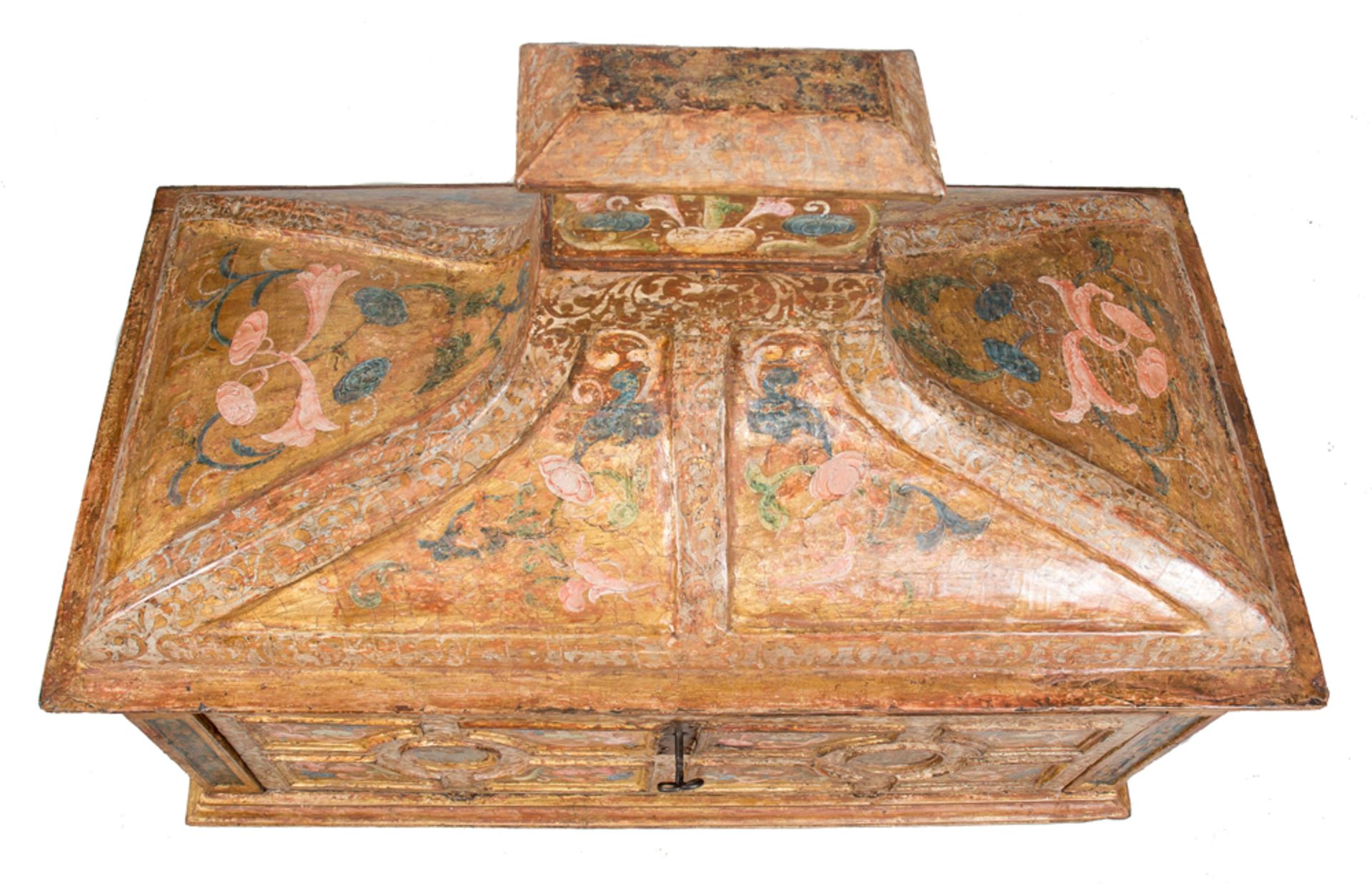 Large, carved, gilded and polychromed wooden eucharist chest. Renaissance. 16th century. - Bild 5 aus 6