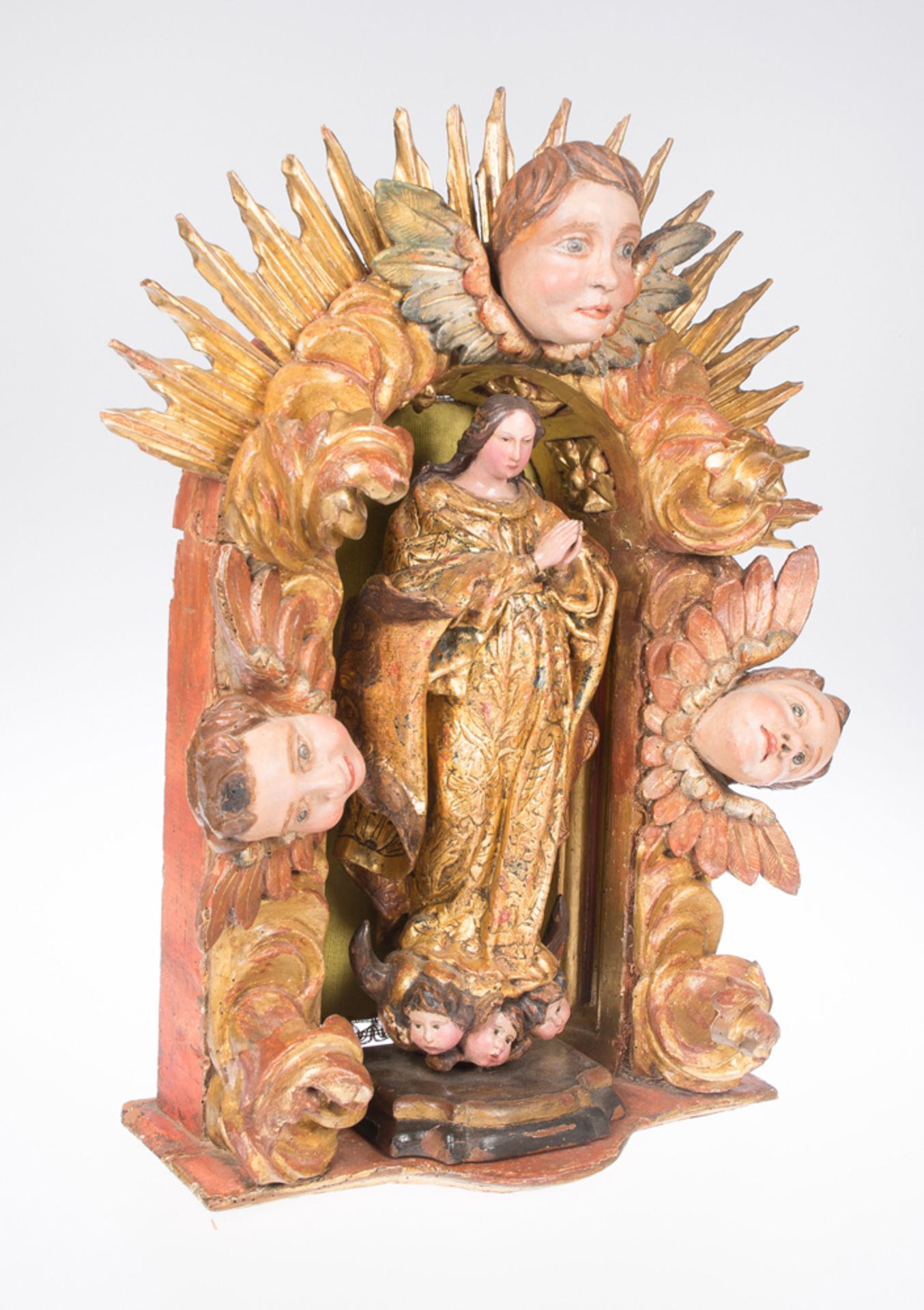"Immaculate Conception". Carved, gilded and polychromed wooden sculpture. Colonial School. 18th cent - Image 2 of 7