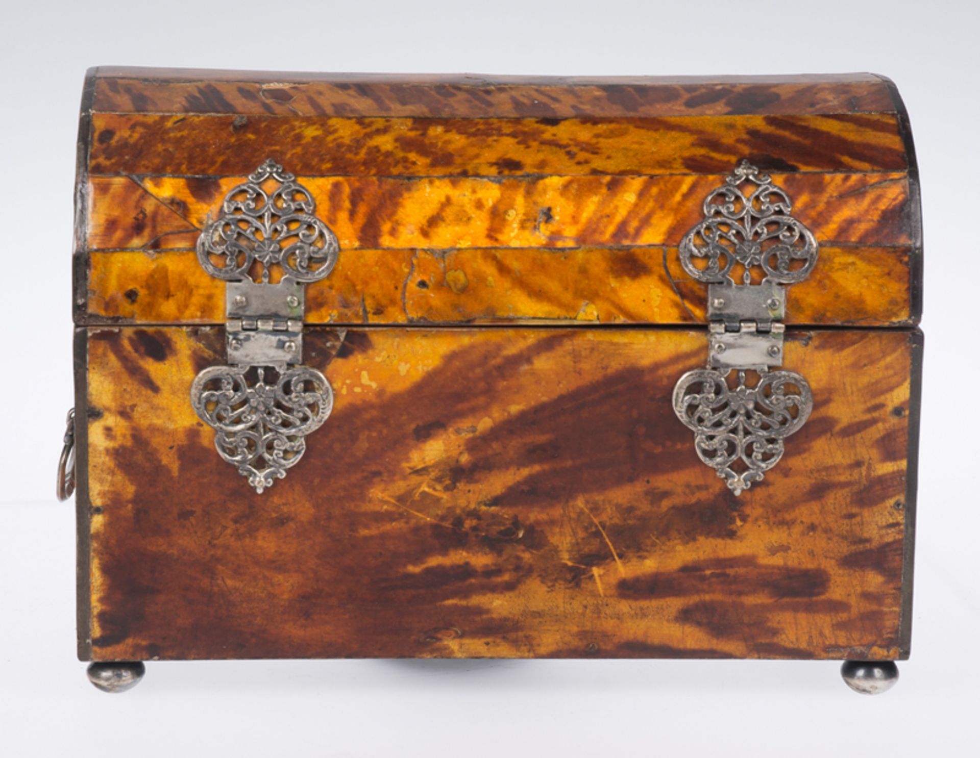 Wooden box covered in tortoiseshell. Colonial work. Mexico. 18th century Wooden box covered in - Image 6 of 6