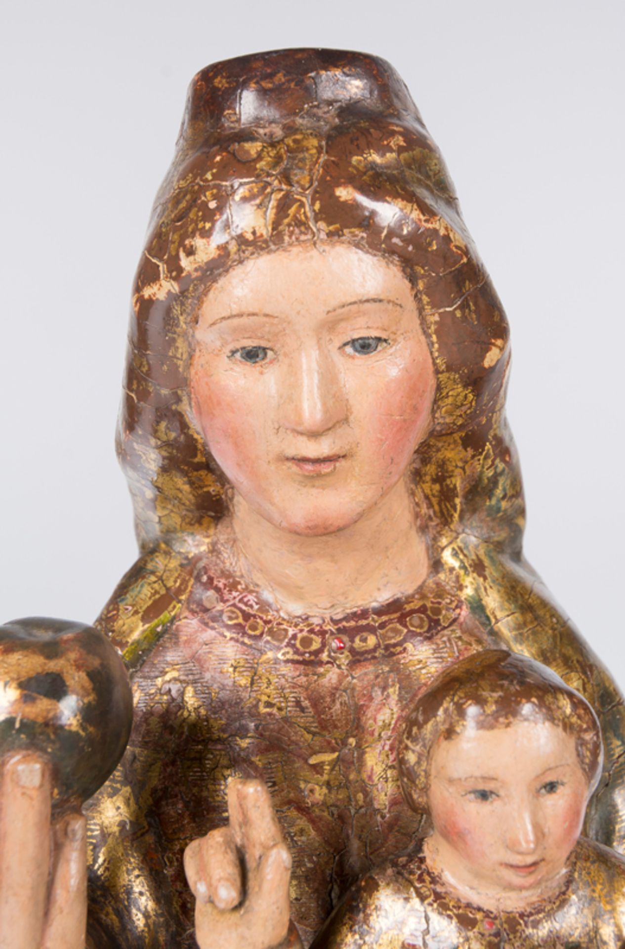 "Virgin in Majesty (Sede Sapientiae)". Gilt and polychrome carved wooden sculpture. Gothic. 14th - Image 5 of 6