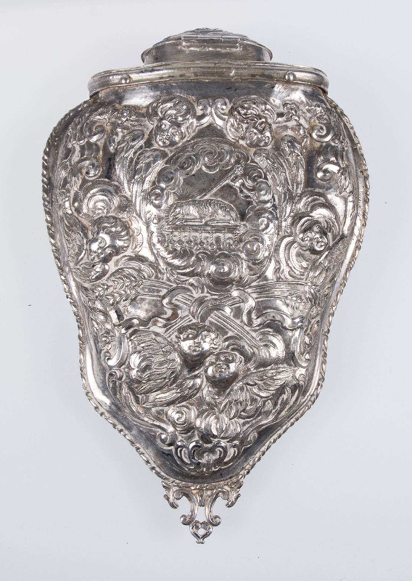 Embossed silver home stoup. Colonial work. Mexico or Peru. 18th century.Embossed silver home - Image 2 of 4