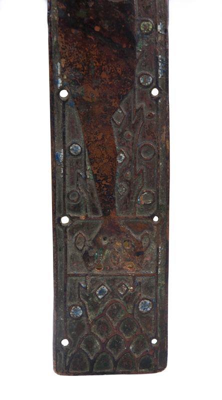 A large chased, engraved and gilded copper cross with champlevé enamel. Limoges. France. Romanesque. - Image 3 of 5