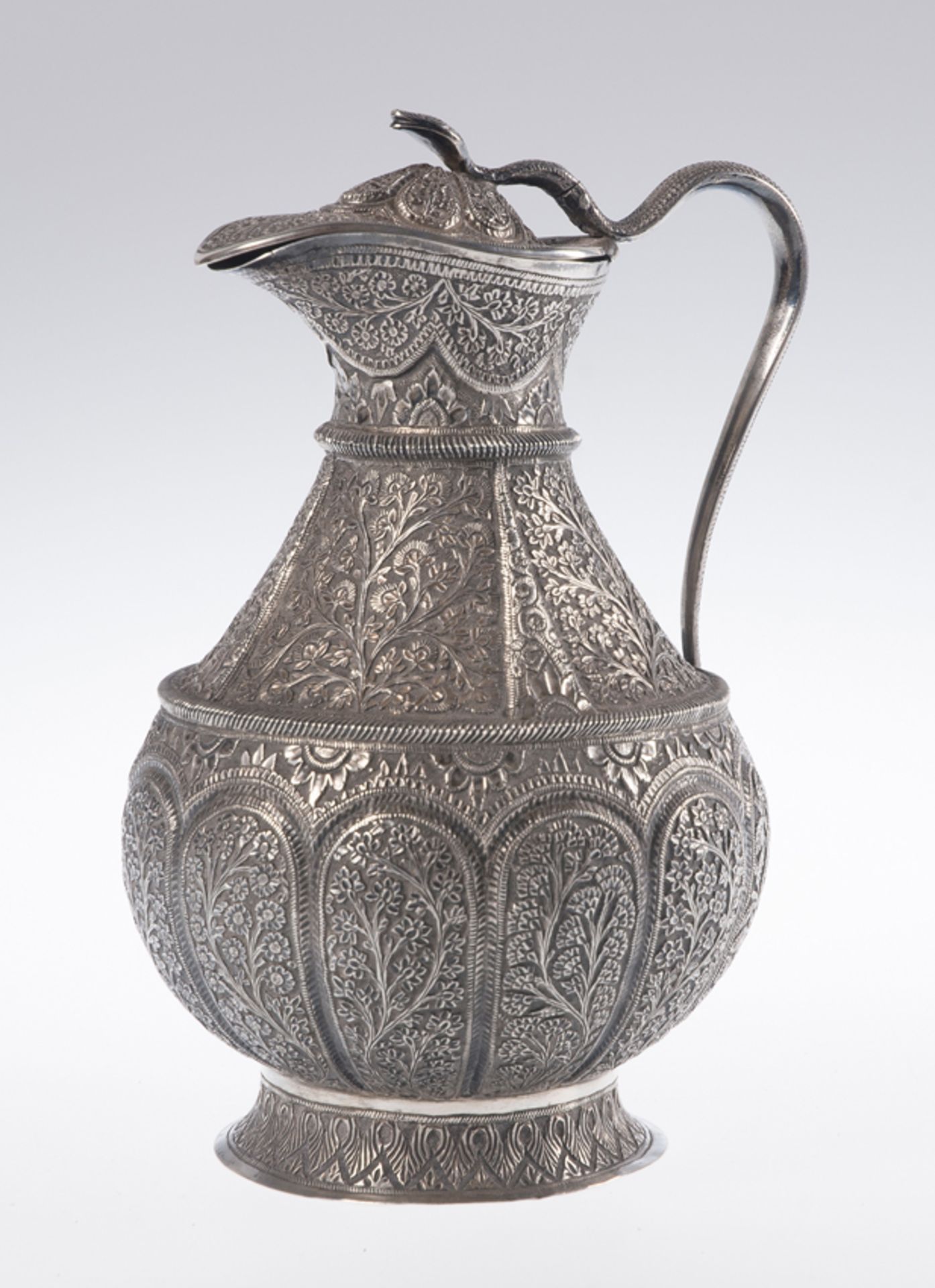 Silver filigree vase. Goa. India. 18th - 19th century.