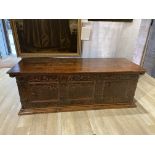 Carved and ink painted wooden Italian chest. Venice. 16th century.