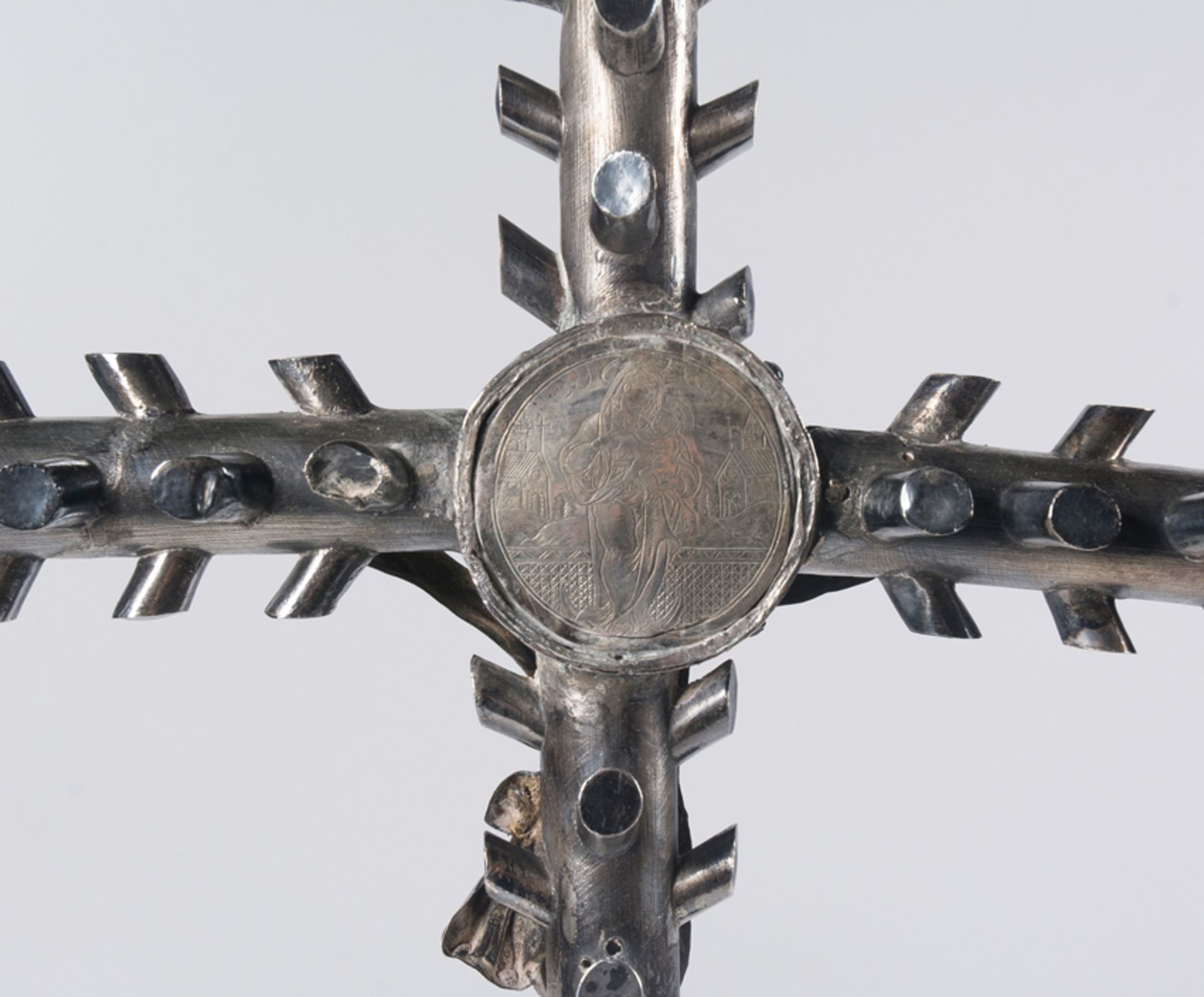 Imposing Spanish silver processional cross. Renaissance. 16th century. - Image 6 of 6