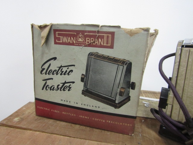 Vintage 500w Swan electric toaster - Image 3 of 4