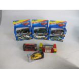Mixed lot of diecast vehicles to include super racers, welly etc.