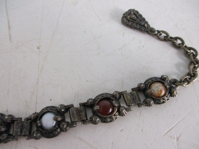 Vintage coloured stone Celtic bracelet. - Image 2 of 2