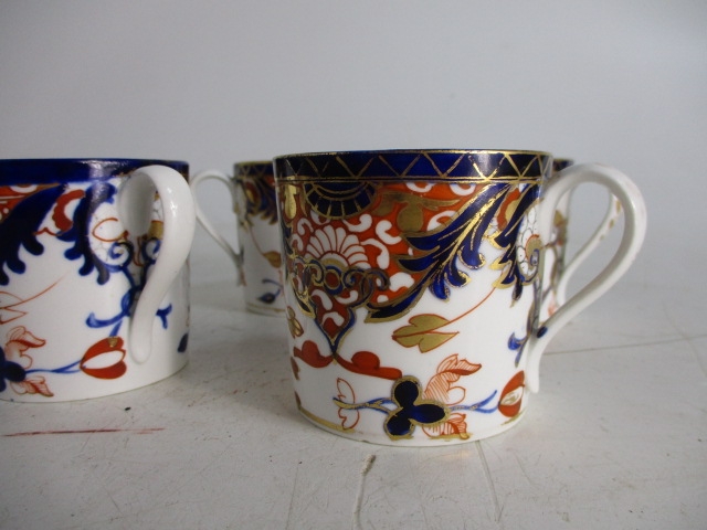Set of 4 Imari style cups and saucers. - Image 3 of 5