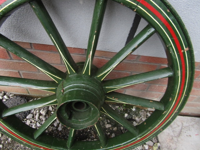 Antique wooden wheel wooden so]pokes with steel tread painted in showman style - Image 3 of 3