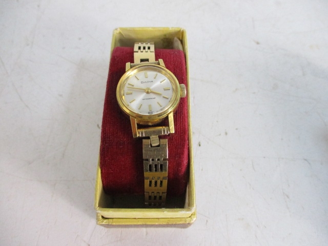 Ladies vintage Bulova wrist watch Excalibur international bracelet.