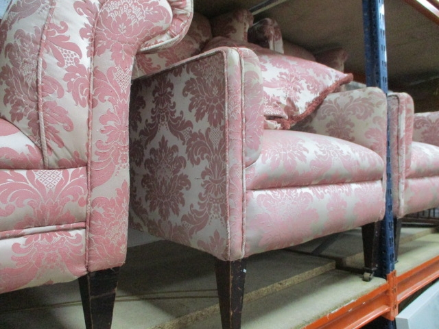 Edwardian 3 piece suite reupholstered in pink material with brass castors - Image 6 of 6