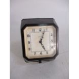 Vintage 'Farranti' Bakerlite Clock. Working when tested.