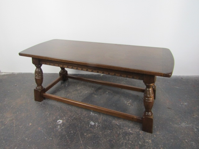 Vintage old charm style coffee table. H43 x L106 x W43cm