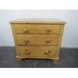 Victorian pine chest of drawers 80cm x44cm x 72cm