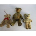 Trio of vintage teddy bears one straw filled A/F